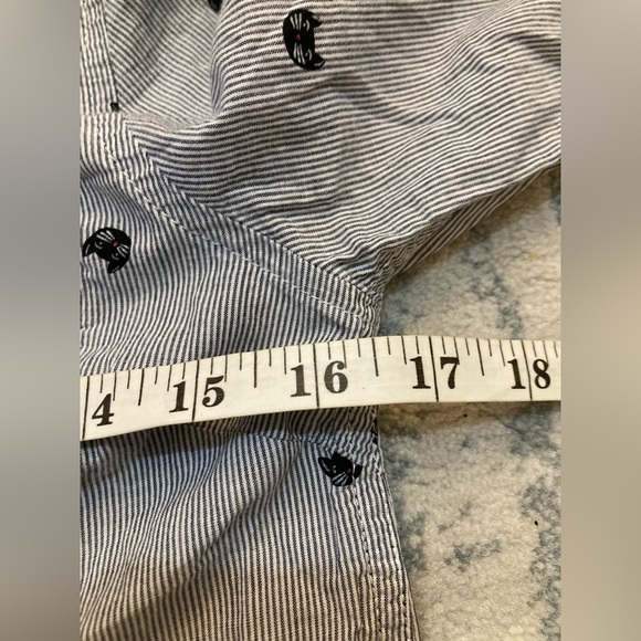 A25 Old Navy “The Classic” Collared Button Shirt Striped Cats Cat Kitty sz XS - Picture 4 of 13